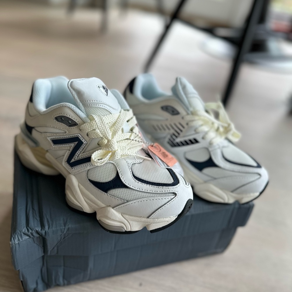 New Balance Women’s Cream and Navy Sneakers